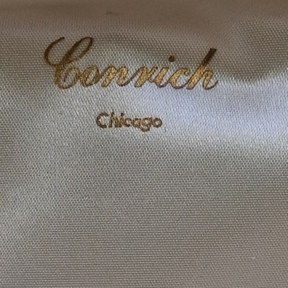 Silk Floral Patterned Clutch - Picture 7 of 7